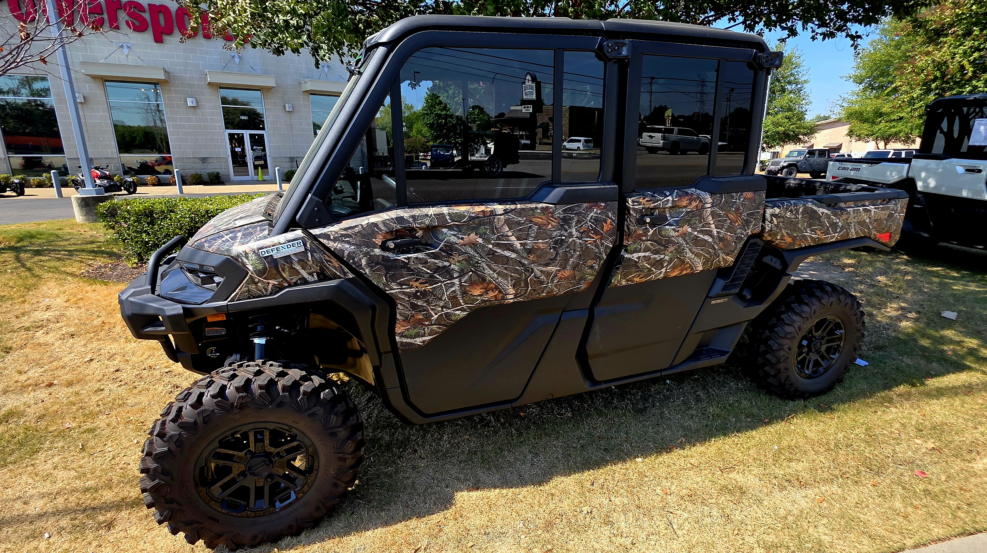 2026 Can-Am Defender MAX Limited HD11 Utility Vehicle