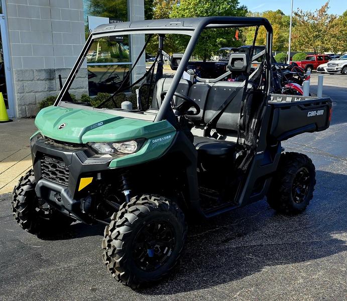 2026 Can-Am Defender DPS HD10 Utility Vehicle